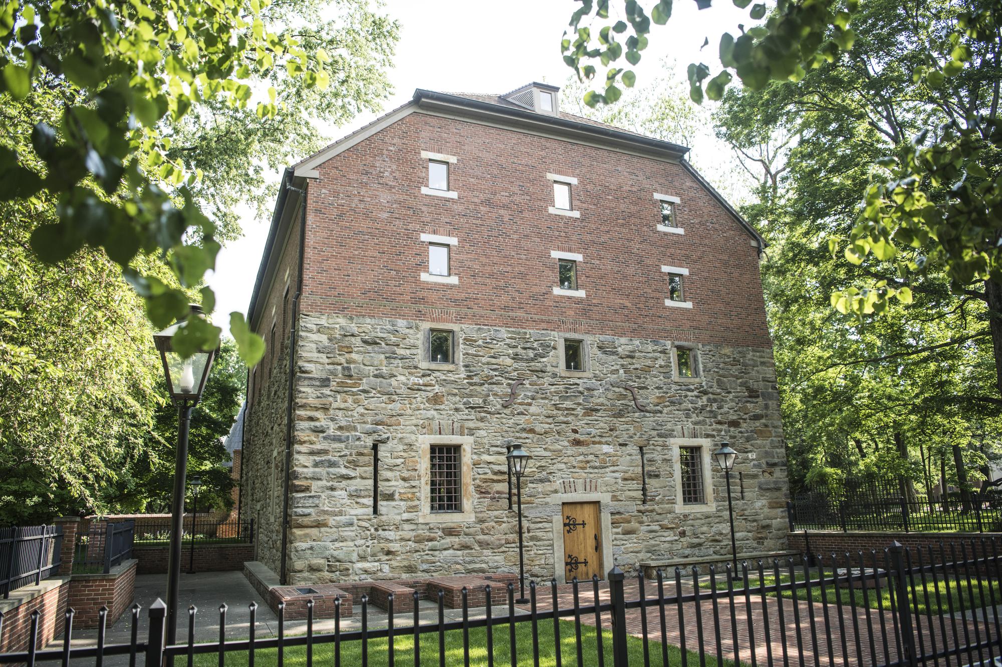 Evansville Indiana New Harmony e is for everyone